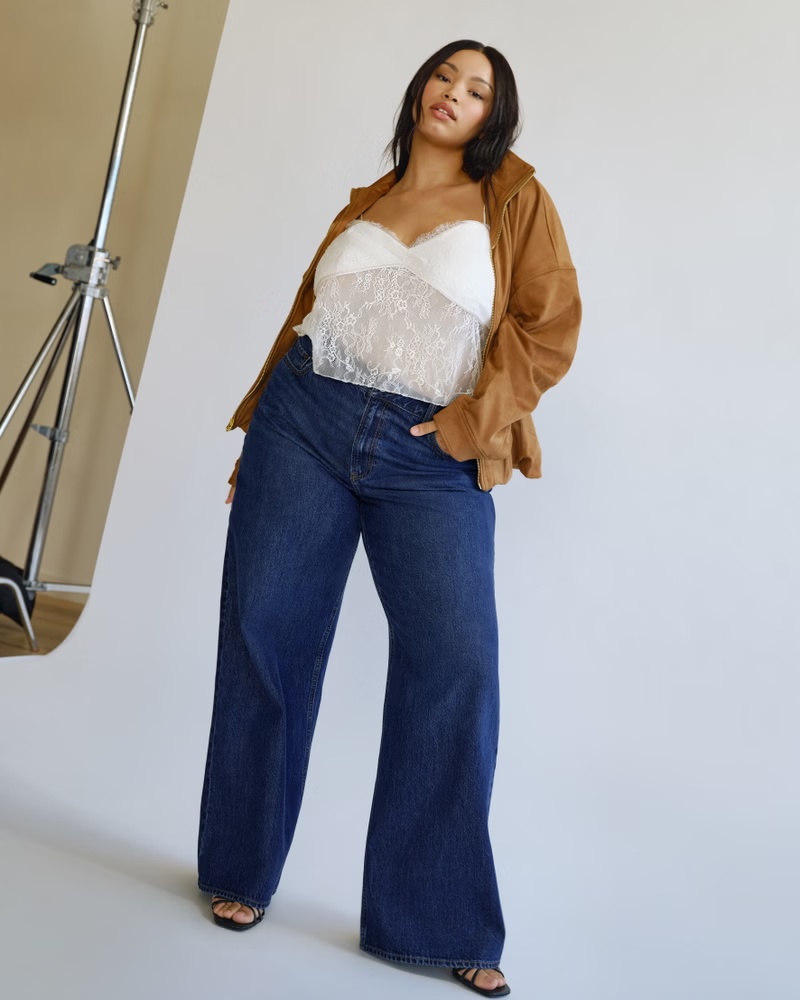 Curve Love High Rise Wide Leg Jean 44 Curve Love High Rise Wide Leg Jean