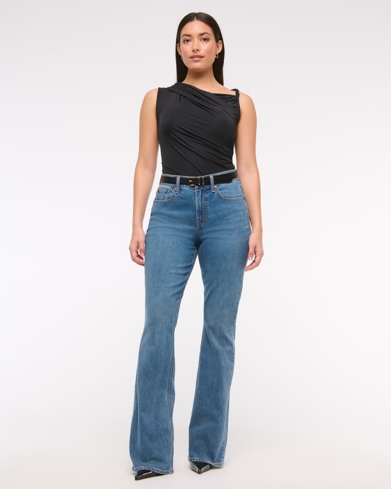 Curve Love Mid Rise Bootcut Jean 80 Curve Love Mid Rise Bootcut Jean