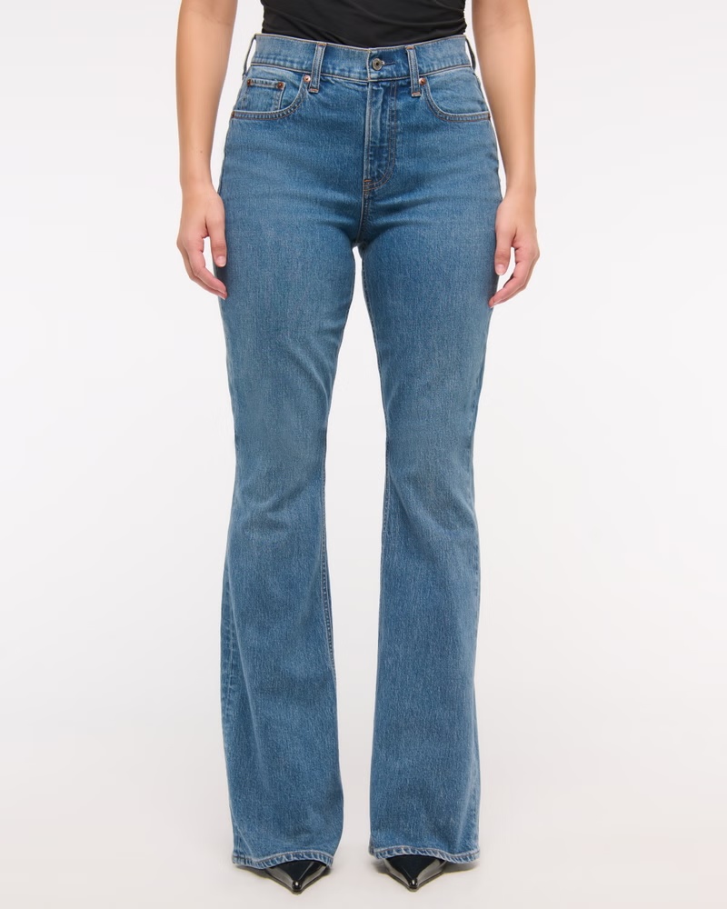 Curve Love Mid Rise Bootcut Jean 81 Curve Love Mid Rise Bootcut Jean
