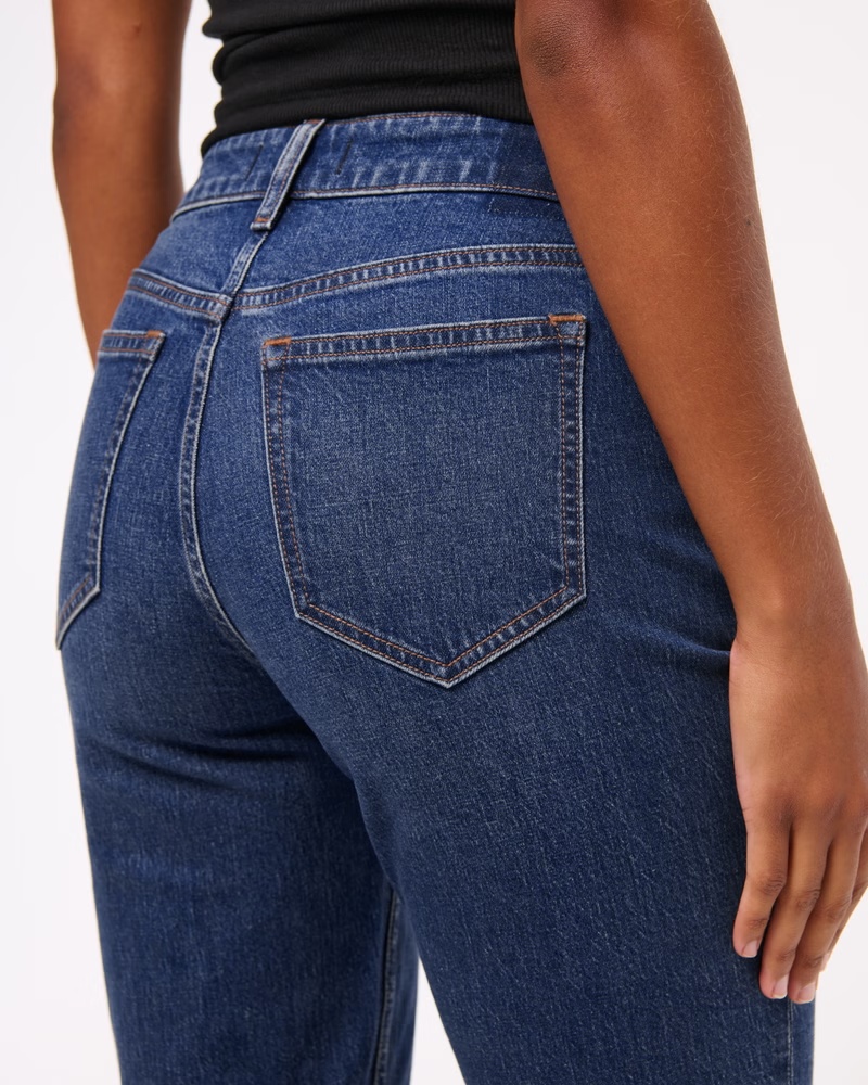 Curve Love Mid Rise Bootcut Jean 110 Curve Love Mid Rise Bootcut Jean