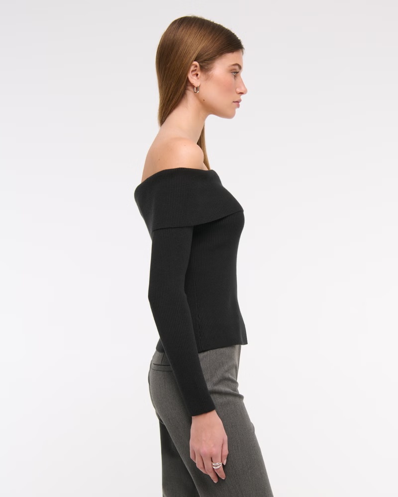 Ribbed Off-The-Shoulder Cutaway Sweater 29 Ribbed Off-The-Shoulder Cutaway Sweater
